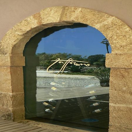 Caol Ishka Hotel Syracuse Bagian luar foto