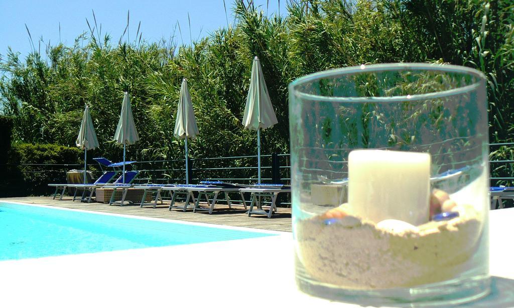 Caol Ishka Hotel Syracuse Bagian luar foto