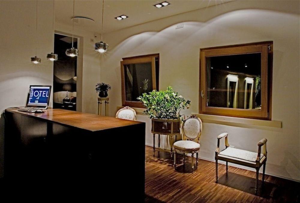 Caol Ishka Hotel Syracuse Bagian luar foto