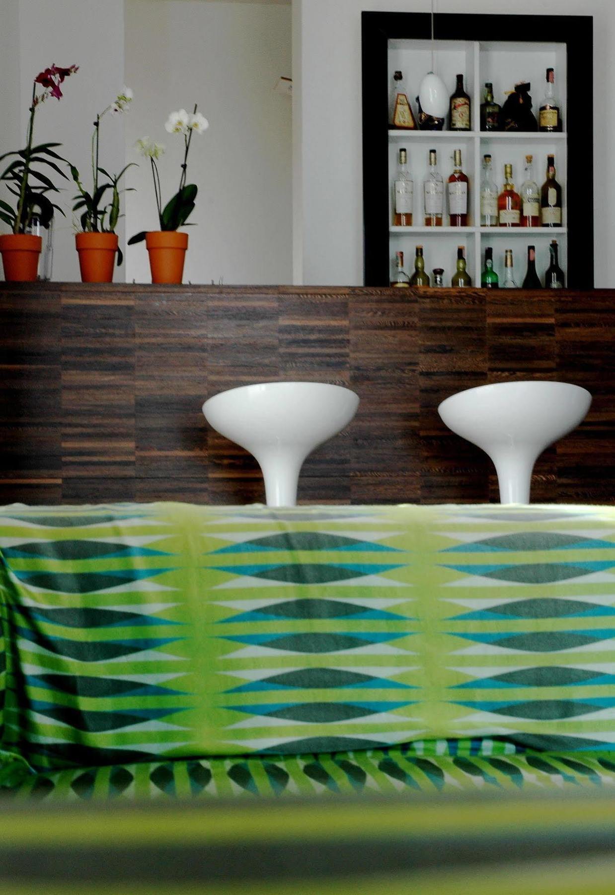Caol Ishka Hotel Syracuse Bagian luar foto